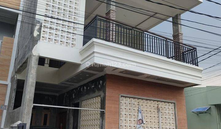 Di Jual BU
Dijual rumah 2 lantai bangunan baru
 1