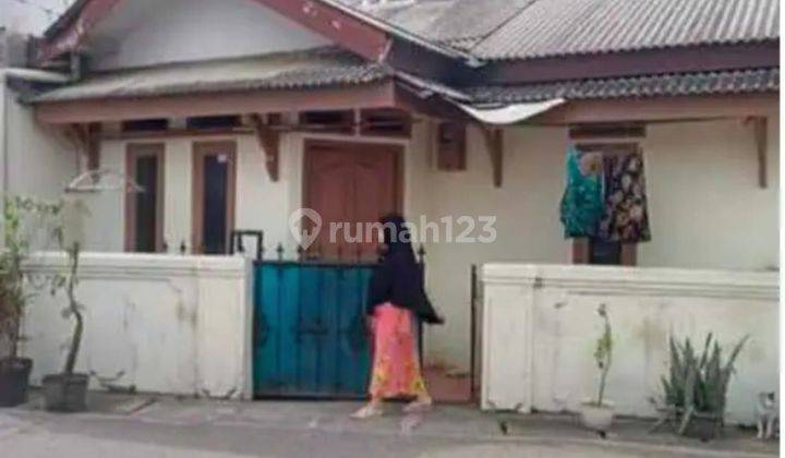 Dijual rumah siap huni di pinggir jalan utama Cilodong Depok  1