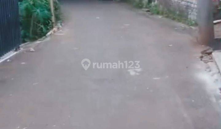 Dijual rumah di Depok timur akses jalan ke 2