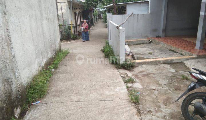 Di Jual Rumah Dengan Halaman Luas Di Cilodong Depok 2