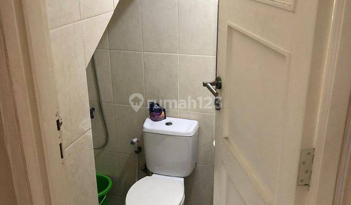 Disewakan Rumah Mewah di Summarecon Serpong 10