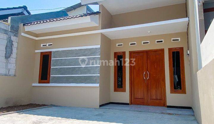 Rumah Utara Baru di Jalan Kedungmundu 2