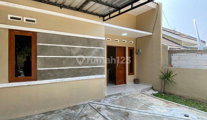 Rumah SHM Baru Utara di Jalan kedungmundu 2