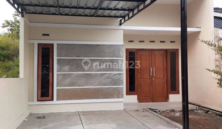 Rumah Di Jalan Kedungmundu Shm Baru Utara 2