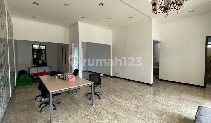 2-story commercial space near Lempuyangan Station, Yogyakarta 2-story commercial space near Lempuyangan Station, Yogyakarta