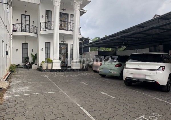 Promising Investment in a Strategic Hotel in the Tourist Area of Yogyakarta City