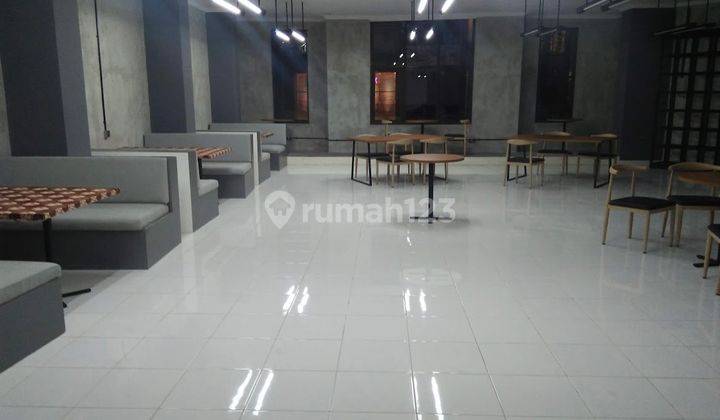 Gedung 3 Lantai di Sagan Dekat Ugm Kota Yogyakarta 2