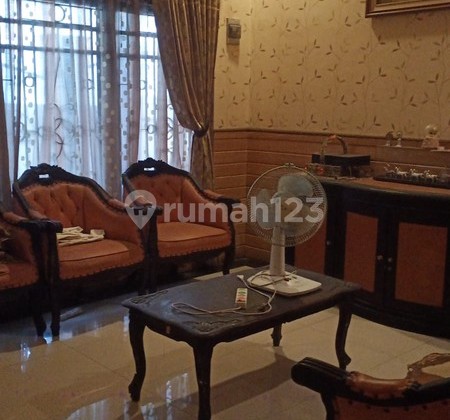 Strategic 2-Story Luxury House in Seturan, Near YKPN Campus, UPN, & Pakuwon Mall, Caturtunggal, Depok, Sleman 2