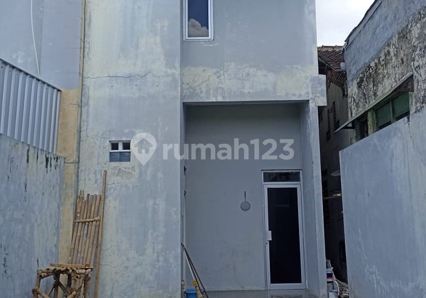 For Sale Strategic 2-Story Shophouse Suitable for Office in Kotagede Center, Yogyakarta 2