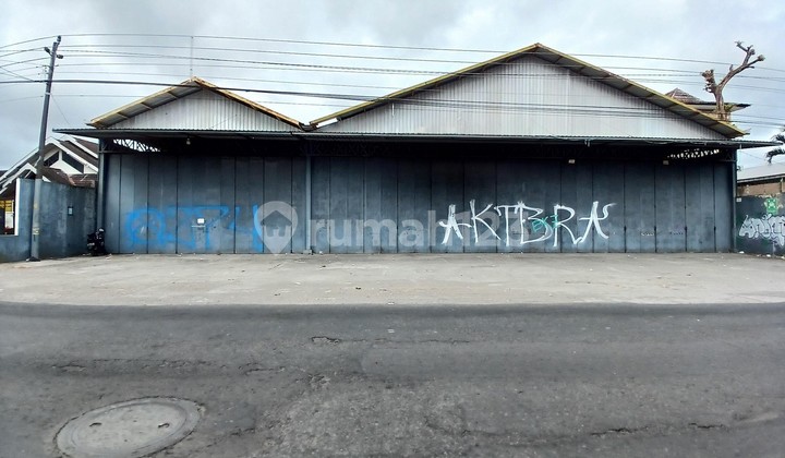 strategic and spacious warehouse in Imogiri Barat, Sewon, Bantul, Yogyakarta strategic and spacious warehouse in Imogiri Barat, Sewon, Bantul, Yogyakarta