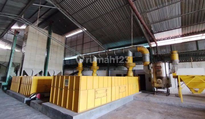 gudang di kawasan pergudangan sleman yogyakarta 1