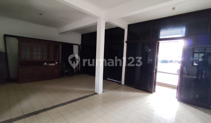 Disewakan Ruang Usaha Lokasi Strategis Dijalan Kaliurang Condongcatur Depok Sleman