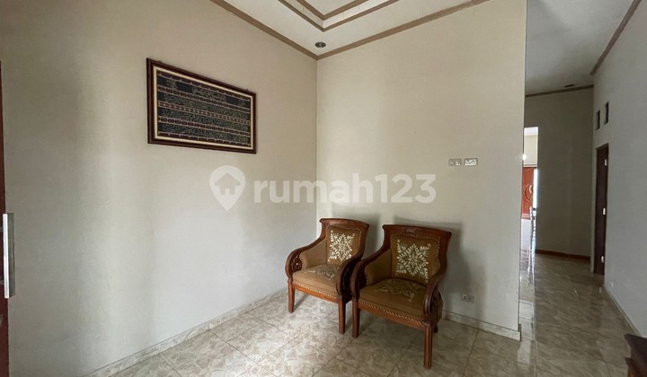 rumah halaman luas di godean sleman yogyakarta 2