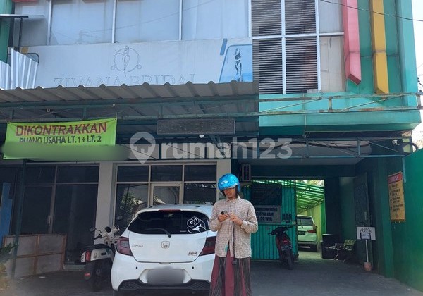 Investment in a 3-Story Boarding House with 28 Fully Furnished Rooms - Prime Location Behind Plaza Ambarrukmo 2