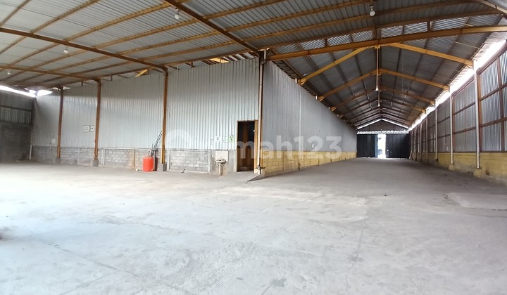 strategic and spacious warehouse in Imogiri Barat, Sewon, Bantul, Yogyakarta strategic and spacious warehouse in Imogiri Barat, Sewon, Bantul, Yogyakarta