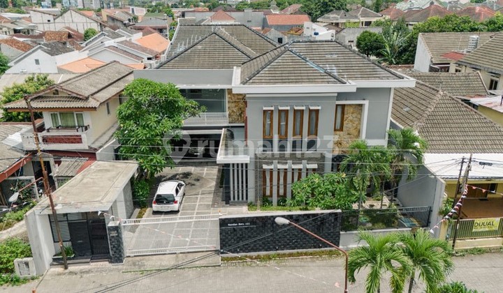 Jual/Sewa Rumah Mewah Eksklusif 2 Lantai, Lokasi Strategis di Nandan Sleman