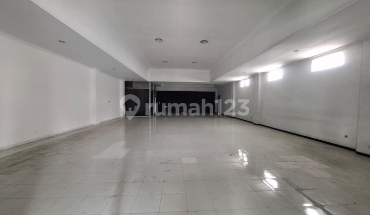 Commercial Business Space for Rent on Magelang Street Km 5.5, Sleman, Near JCM & Monjali.