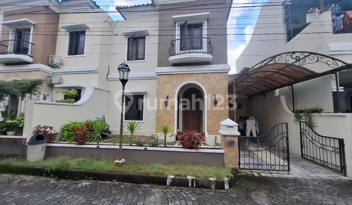 Dijual Rumah 2 Lantai Full Furnish Mewah di Perum Dekat Kampus Amikom 2, Ring Road Utara, Maguwoharjo, Depok, Sleman Dijual Rumah 2 Lantai Full Furnish Mewah di Perum Dekat Kampus Amikom 2, Ring Road Utara, Maguwoharjo, Depok, Sleman