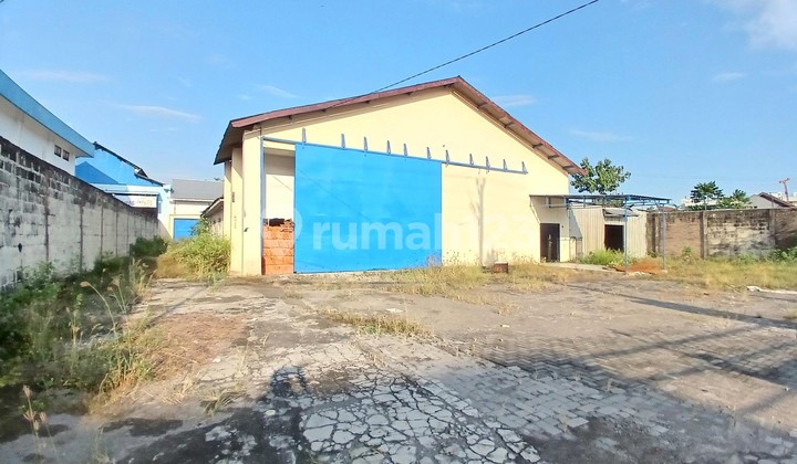 strategic warehouse in maguwo depok sleman yogyakarta