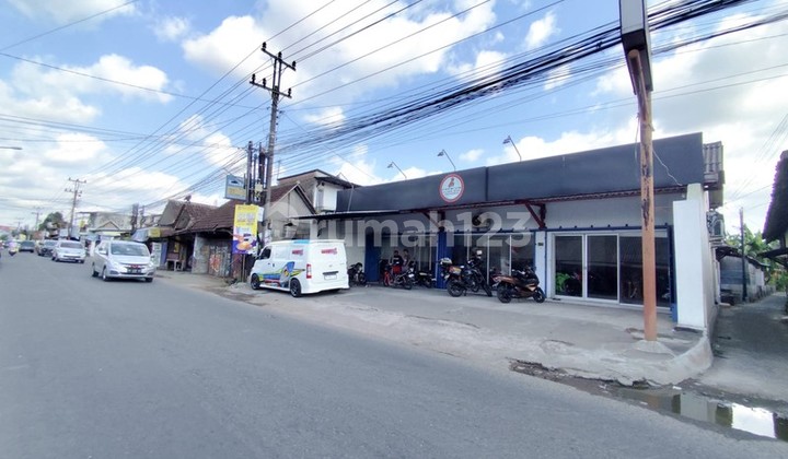 Strategic Shop House for Rent in Wiyoro Near Ngipik Market & Kotagede Strategic Shop House for Rent in Wiyoro Near Ngipik Market & Kotagede