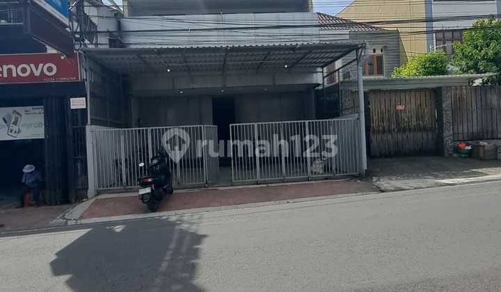 Strategic Shop House Near UGM Campus at Monjali Sleman Yogyakarta Strategic Shop House Near UGM Campus at Monjali Sleman Yogyakarta