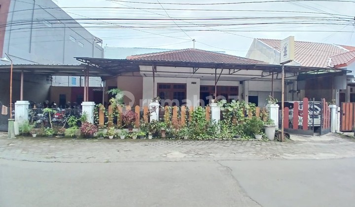 Strategic 1-Story House, Land Area 325 Square Meters in Seturan, Business & Campus Zone Strategic 1-Story House, Land Area 325 Square Meters in Seturan, Business & Campus Zone