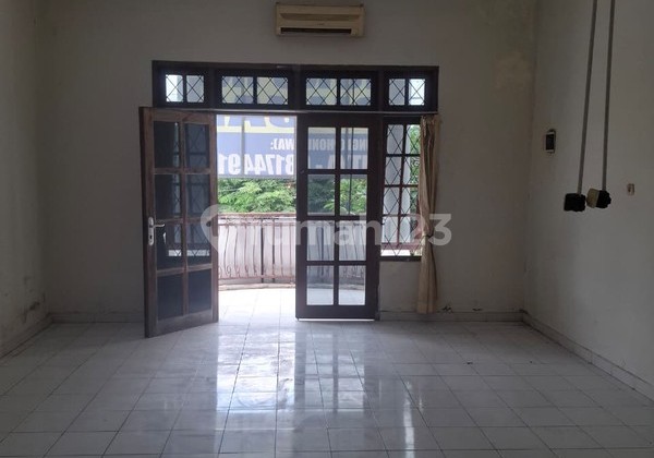 2-Story Shophouse on North Ring Road Near Amikom 2 Campus and Condongcatur Tax Office, Sleman 2-Story Shophouse on North Ring Road Near Amikom 2 Campus and Condongcatur Tax Office, Sleman