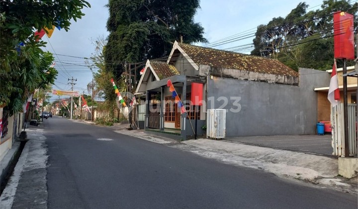 Strategic Homestay 15 Minutes to UGM - Profitable Investment in the Heart of Sleman. 2