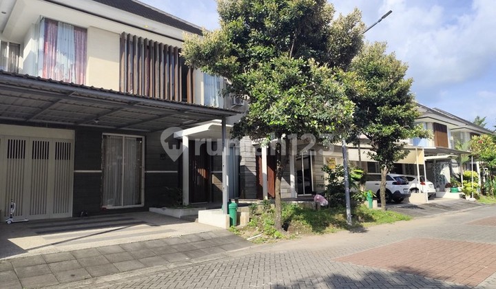 For Sale Luxury 2-Story House (Semi-Furnished) in Citra Sun Garden Housing Complex, Purwomartani, Kalasan, Sleman 2