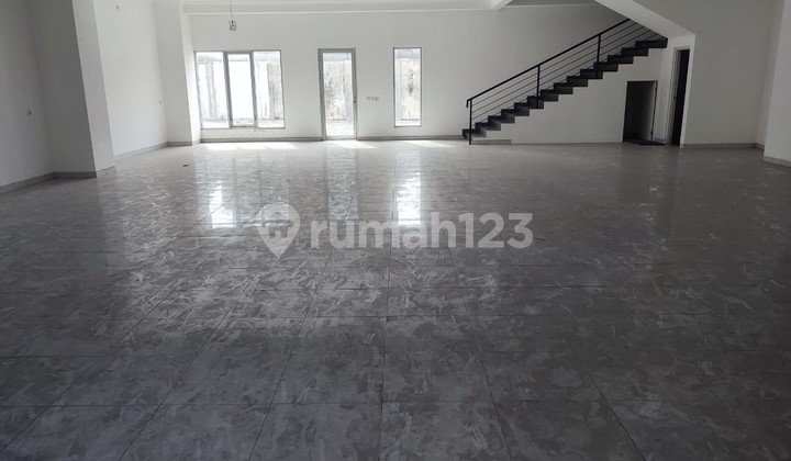 3-storey shop house on Magelang Street, Mlati, Sleman, Yogyakarta.