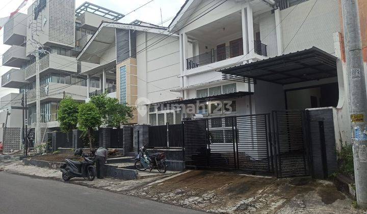 Rumah Strategis Dekat Kampus di Demangan Sleman Yogyakarta 1