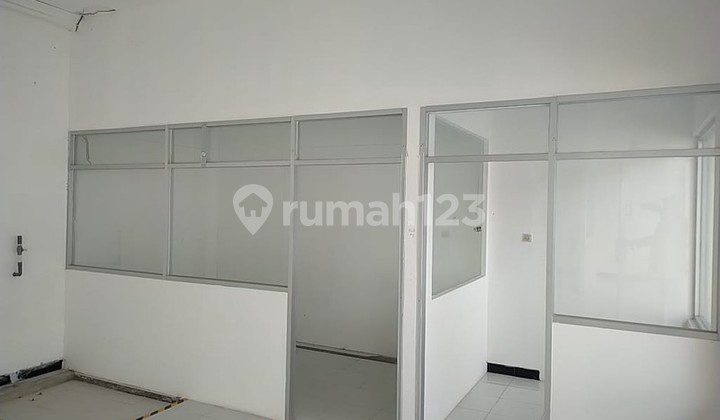 Peluang Bisnis Premium Sewa Ruang Usaha Strategis di Jl. Kaliurang KM 9 Sleman Luas & Fasilitas Lengkap