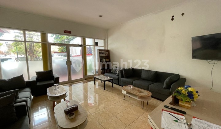 strategic business space in downtown Yogyakarta strategic business space in downtown Yogyakarta