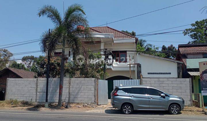 Rumah Toko 2 Lantai di Secang Magelang Jawa Tengah 1