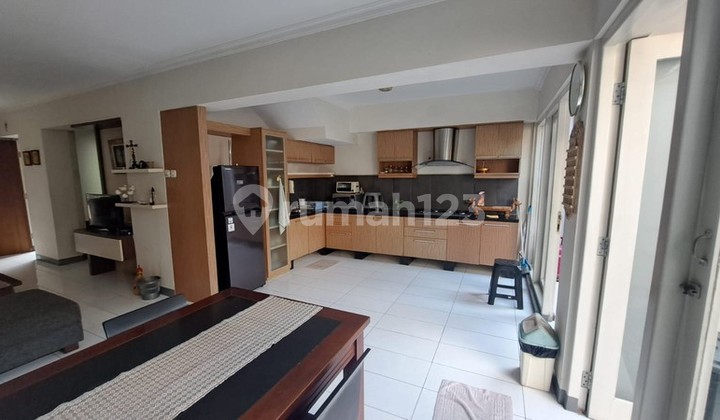 Rumah Dalam Perum Dekat Ambarukmo Plaza, Caturtunggal, Depok, Sleman 2