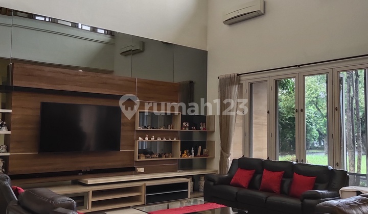 Rumah Mewah Posisi Hoek di Sutera Buana Alam Sutera  16