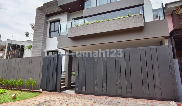 Rumah Baru Mewah Modern Huk Selatan De Latinos BSD City Rumah Baru Mewah Modern Huk Selatan De Latinos BSD City