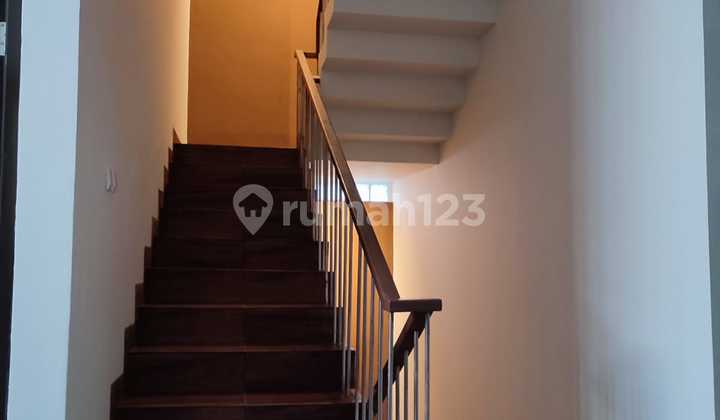 Rumah Kost Mewah Bangunan Baru di Setiabudi Jakarta Selatan  11