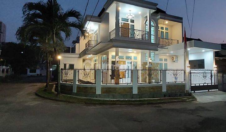 Rumah Baru Hoek Mewah 2 Lantai di Regency Melati Mas Serpong 1