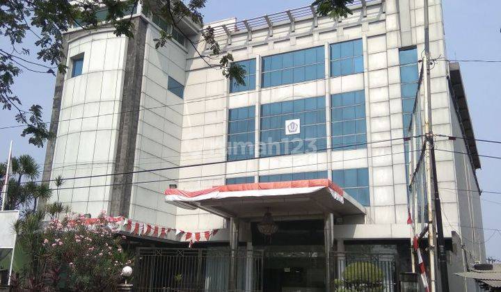 Gedung Kantor Area Bisnis di Bogor Lokasi Strategis 1