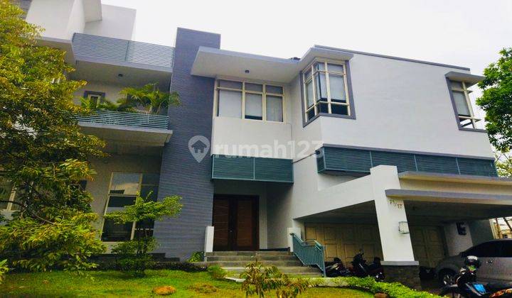 Rumah di Taman Telaga Golf BSD City Mewah 2,5 Lantai Semi Furnish Semi Furnished 1