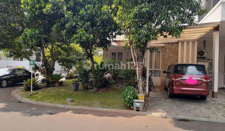 Rumah Huk Hadap Utara dan Timur 2 Lantai di Sevilla BSD City Lokasi Terdepan  1