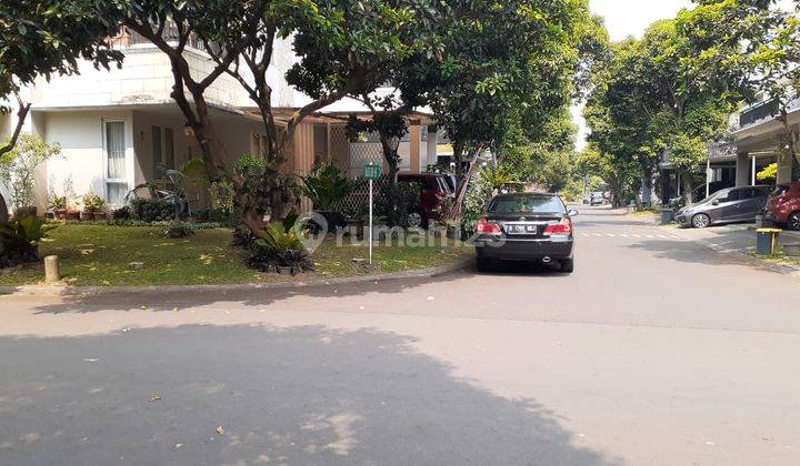 Rumah Huk Hadap Utara dan Timur 2 Lantai di Sevilla BSD City Lokasi Terdepan  2