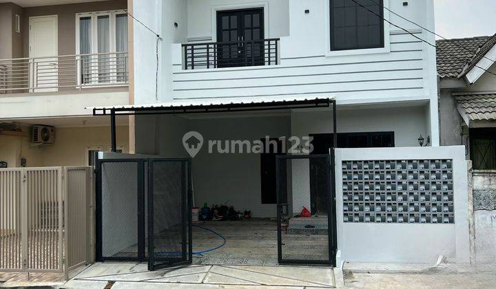 Rumah Baru 2 Lantai Hadap Timur Depan Taman di Kencana Loka BSD City  1