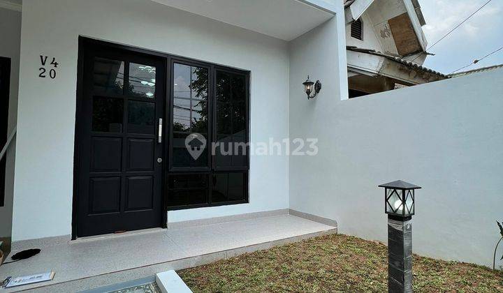 Rumah Baru 2 Lantai Hadap Timur Depan Taman di Kencana Loka BSD City  2