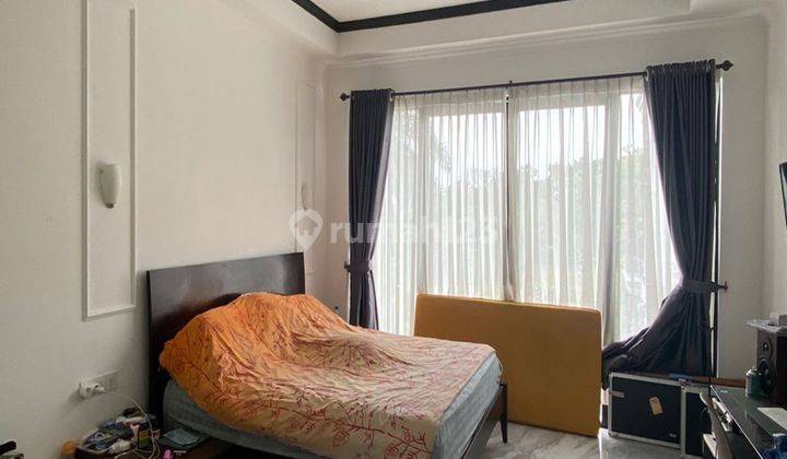 Rumah Bangunan Baru Hadap Selatan Semi Furnished Di Puspita Loka Bsd City 2