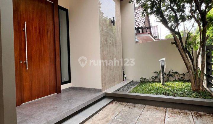 Rumah Baru Full Renov Mewah Modern di Villa Melati Mas Serpong Tangerang Selatan 2