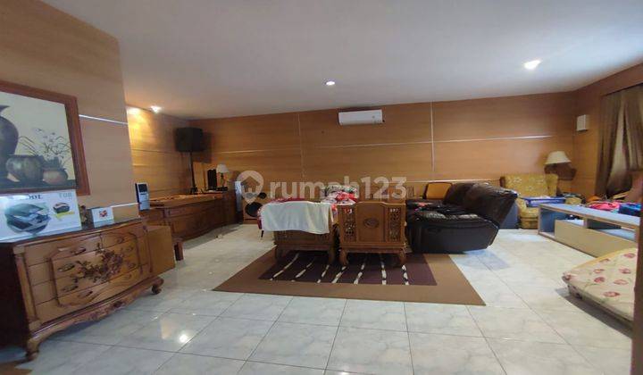 Rumah 2 Lantai di Jalan Boulevard Puspita Loka BSD City 2