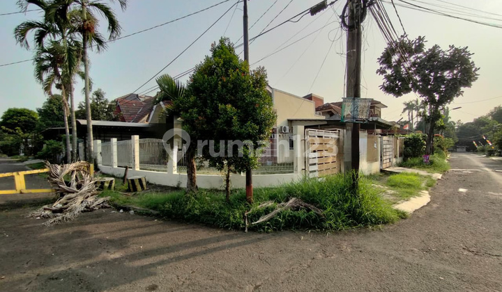Rumah Huk 1 Lantai Super Murah di BSD Griya Loka Hadap Timur