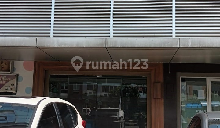 Ruko Itc BSD Deretan Pizza Hut 3 Lantai Hadap Selatan Ruko Itc BSD Deretan Pizza Hut 3 Lantai Hadap Selatan